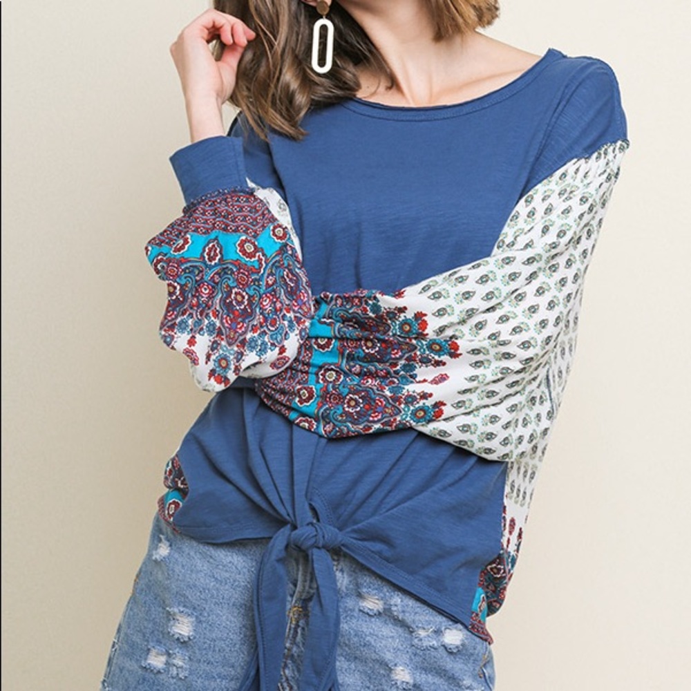 Umgee print long puff sleeve w/ center tie top NWT